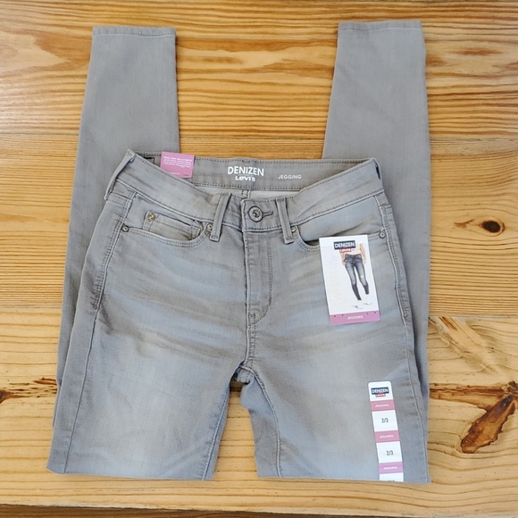 Denizen from Levi's Denim - Denizen from Levi's Jeggings